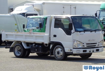 Isuzu ELF VAN