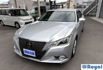 Toyota Crown Sedan