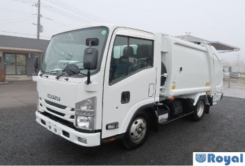 Isuzu ELF VAN