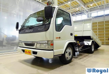 Isuzu ELF VAN