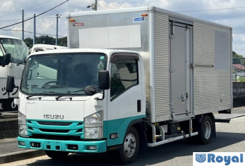 Isuzu ELF VAN