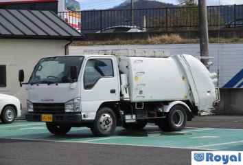 Isuzu ELF VAN