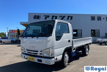 Isuzu ELF VAN