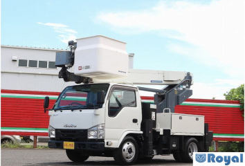 Isuzu ELF VAN