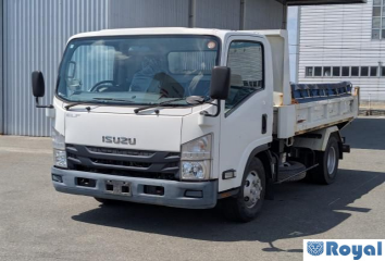 Isuzu ELF VAN