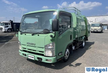 Isuzu ELF VAN
