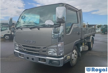 Isuzu ELF VAN