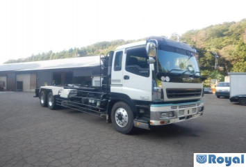 Isuzu Giga