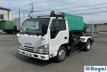 Isuzu ELF VAN