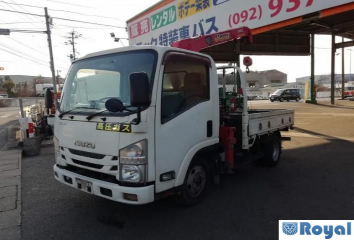 Isuzu ELF VAN
