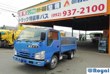 Isuzu ELF VAN