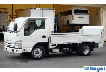 Isuzu ELF VAN