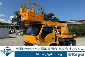 Isuzu ELF Truck