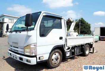 Isuzu ELF VAN