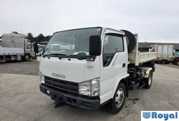 Isuzu ELF VAN