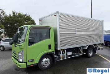 Isuzu ELF VAN