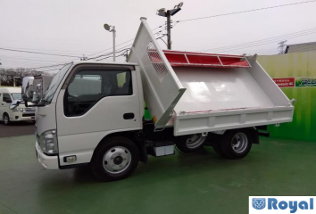 Isuzu ELF VAN