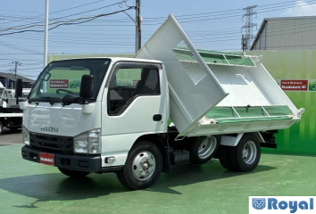 Isuzu ELF VAN