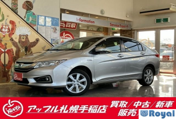 Honda Grace Hybrid