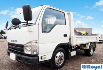 Isuzu ELF VAN