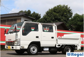Isuzu ELF VAN