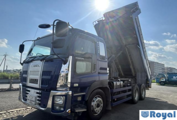 Isuzu Giga