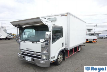 Isuzu ELF VAN