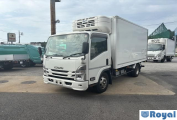 Isuzu ELF VAN