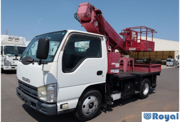 Isuzu ELF VAN