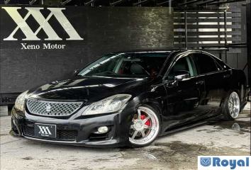 Toyota Crown Sedan