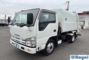 Isuzu ELF VAN