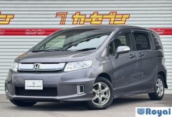 Honda Freed Spike Hybrid