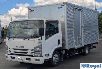 Isuzu ELF VAN