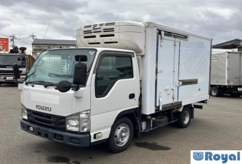 Isuzu ELF VAN