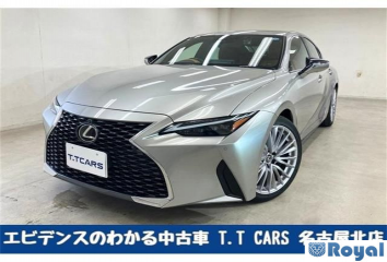 Lexus IS