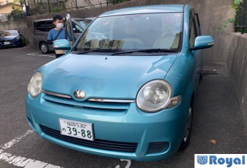 Toyota Sienta