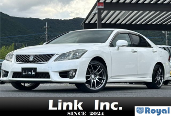 Toyota Crown Sedan