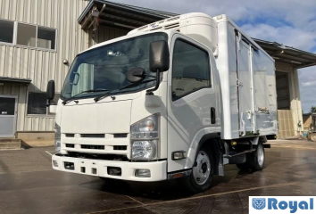 Isuzu ELF VAN