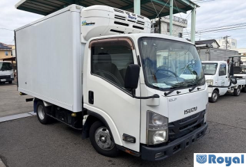 Isuzu ELF VAN