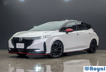 Nissan Aura