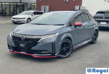 Nissan Aura