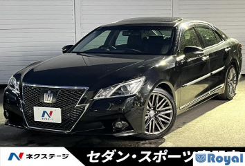 Toyota Crown Sedan