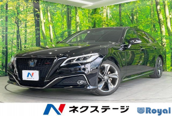 Toyota Crown Sedan