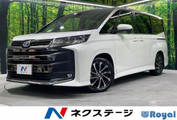 Toyota Noah Hybrid