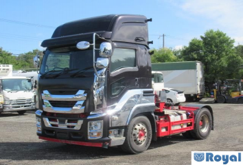 Isuzu Giga