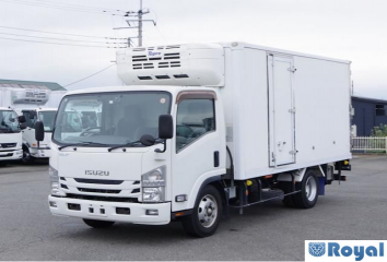 Isuzu ELF VAN