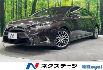 Lexus HS