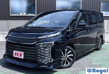 Toyota Voxy Hybrid