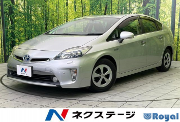 Toyota Prius PHV