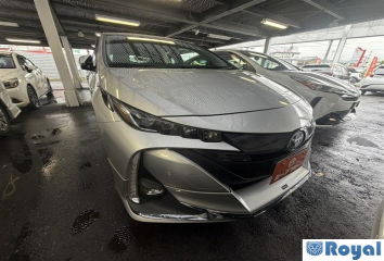 Toyota Prius PHV